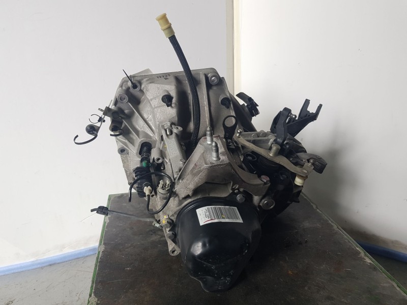 Recambio de caja cambios para dacia sandero ii (b8_) tce 90 (b8m1, b8ma) referencia OEM IAM JH3399 320109892R S177554 8201601191