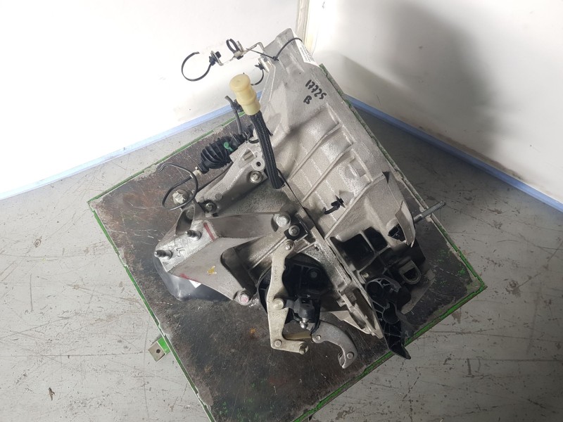 Recambio de caja cambios para dacia sandero ii (b8_) tce 90 (b8m1, b8ma) referencia OEM IAM JH3399 320109892R S177554 8201601191