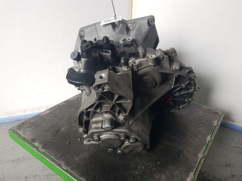 Recambio de caja cambios para ford focus iii 1.0 ecoboost referencia OEM IAM CV6R7002PF 2255924 082232