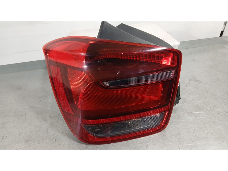 Recambio de piloto trasero izquierdo para bmw 1 (f20) 118 d referencia OEM IAM 63217270095  