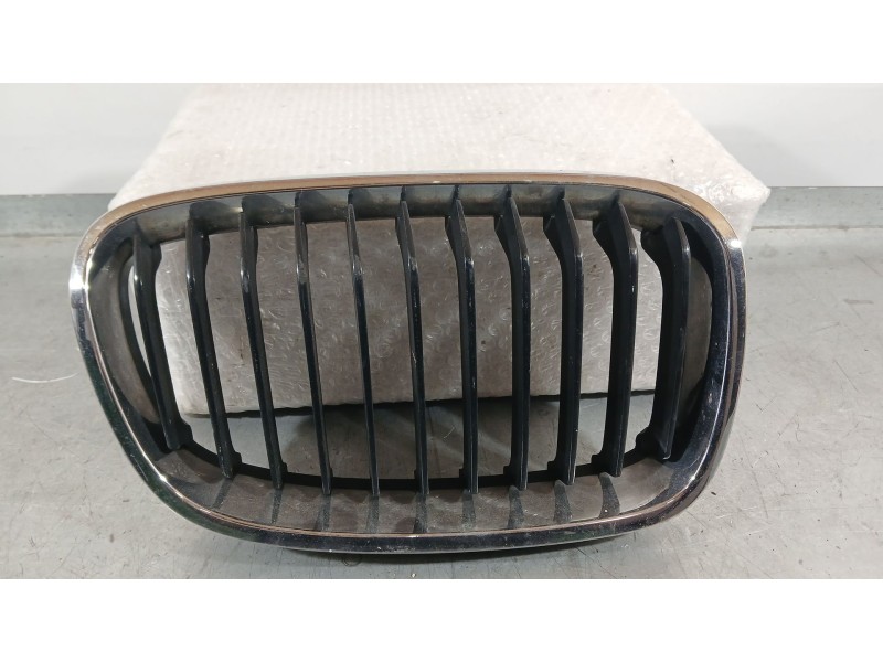 Recambio de rejilla delantera para bmw 1 (f20) 118 d referencia OEM IAM   