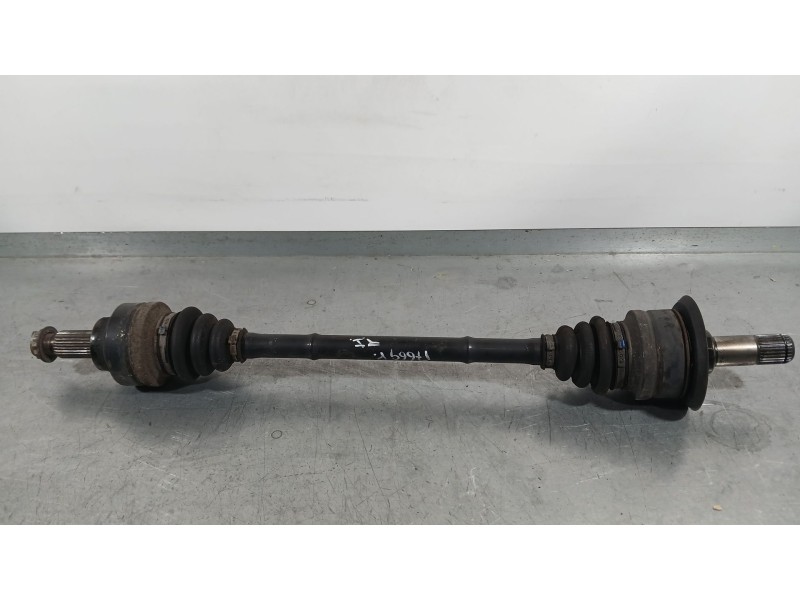 Recambio de transmision trasera izquierda para bmw 1 (f20) 118 d referencia OEM IAM 33208680347  