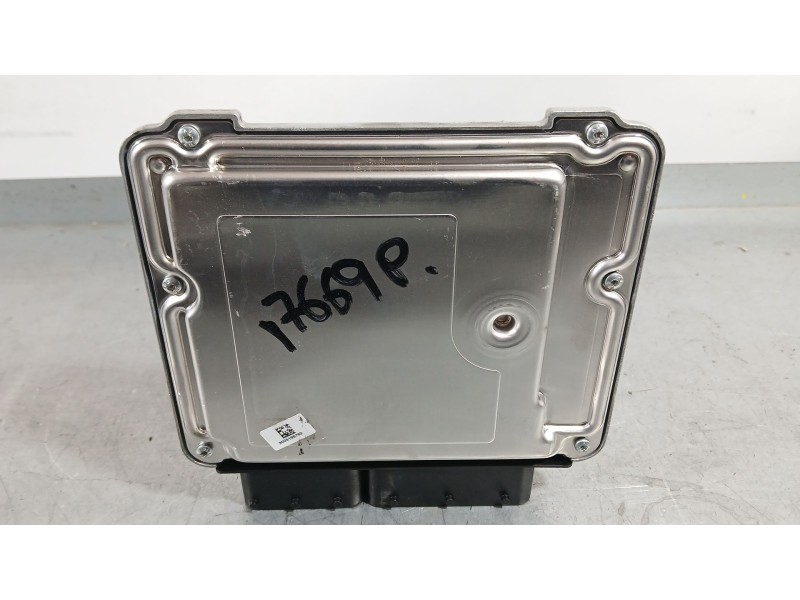 Recambio de centralita motor uce para bmw 1 (f20) 118 d referencia OEM IAM 13618576341  
