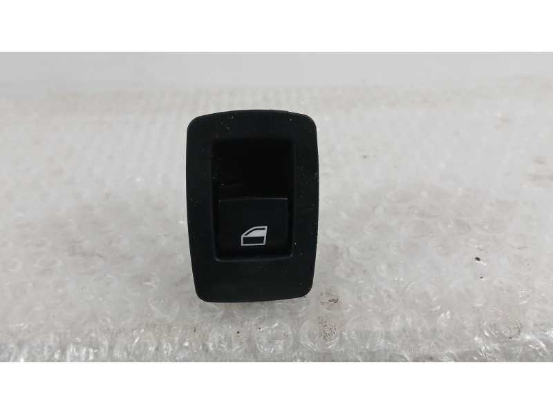 Recambio de mando elevalunas trasero derecho para bmw 1 (f20) 118 d referencia OEM IAM 61319208106  