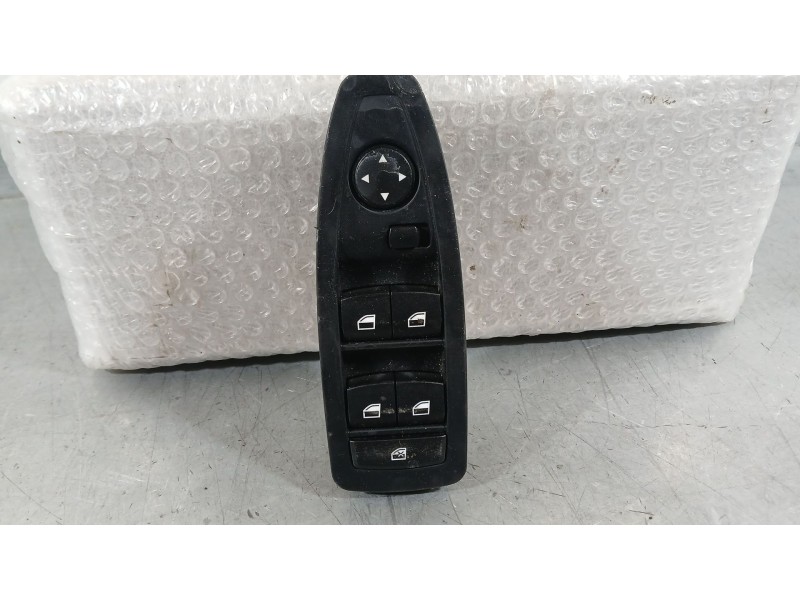 Recambio de mando elevalunas delantero izquierdo para bmw 1 (f20) 118 d referencia OEM IAM 61319208109 C/MANDO RETROVISOR 