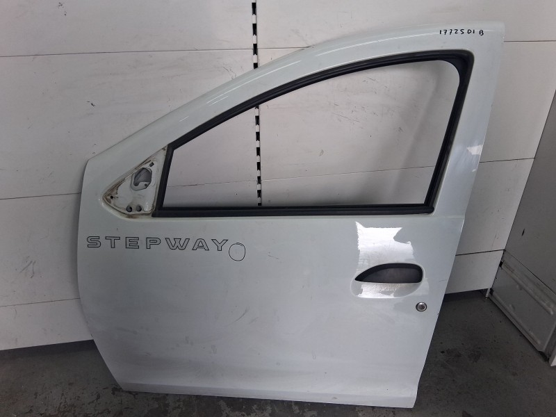 Recambio de puerta delantera izquierda para dacia sandero ii (b8_) tce 90 (b8m1, b8ma) referencia OEM IAM 801012479R TOCADA 