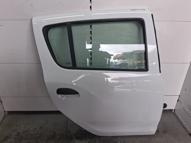 Recambio de puerta trasera derecha para dacia sandero ii (b8_) tce 90 (b8m1, b8ma) referencia OEM IAM 821002434R  