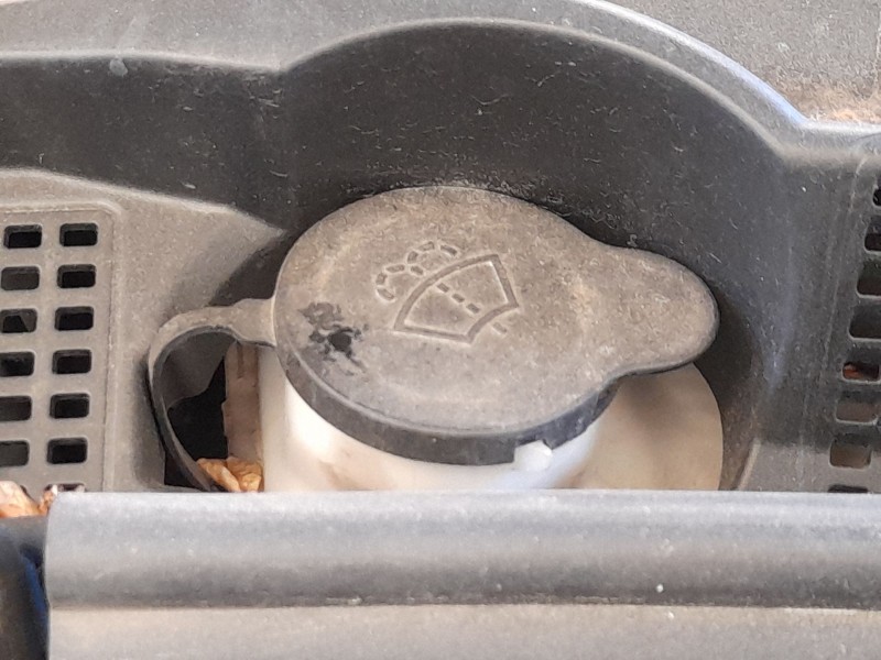 Recambio de deposito limpia para dacia sandero iii 1.0 tce 90 referencia OEM IAM 289105693R  