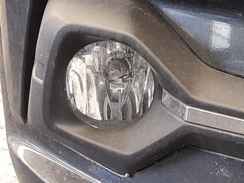 Recambio de faro antiniebla derecho para dacia sandero iii 1.0 tce 90 referencia OEM IAM 261500097R  