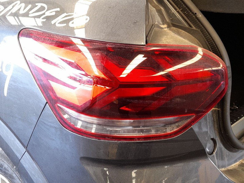Recambio de piloto trasero izquierdo para dacia sandero iii 1.0 tce 90 referencia OEM IAM 265557573R  