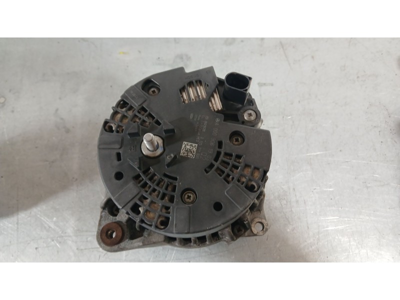 Recambio de alternador para mercedes-benz cla (w117) cla 200 referencia OEM IAM A0009061903  