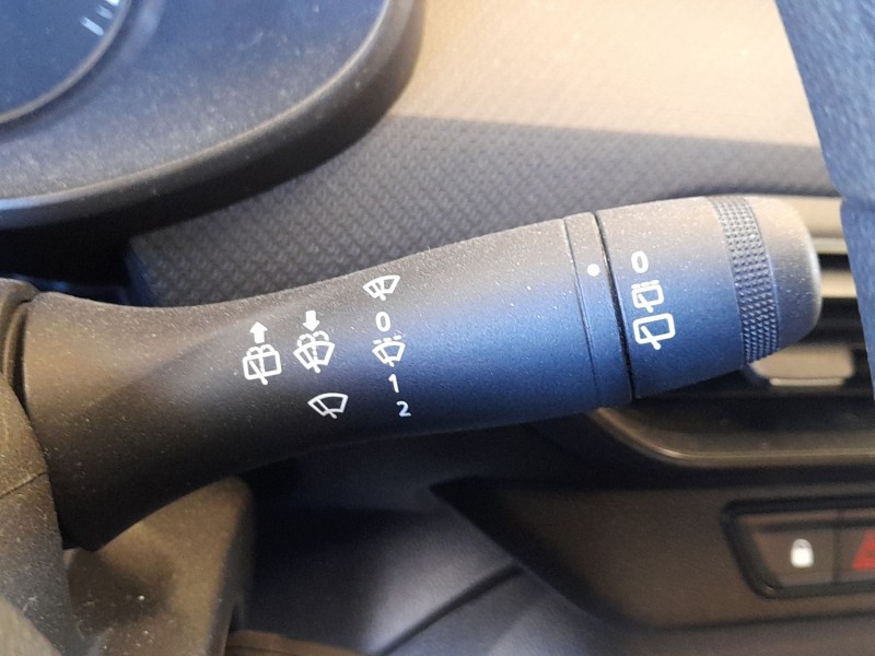 Recambio de mando luces y limpia para dacia sandero iii 1.0 tce 90 referencia OEM IAM 255670975R  