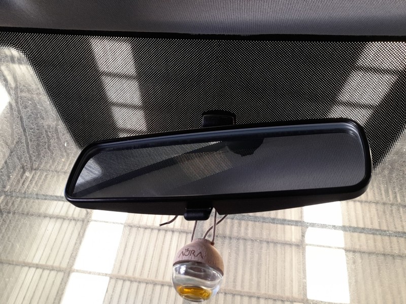 Recambio de espejo interior para dacia sandero iii 1.0 tce 90 referencia OEM IAM 963217469R  