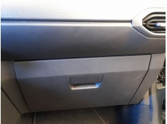 Recambio de guantera para dacia sandero iii 1.0 tce 90 referencia OEM IAM 682523993R  