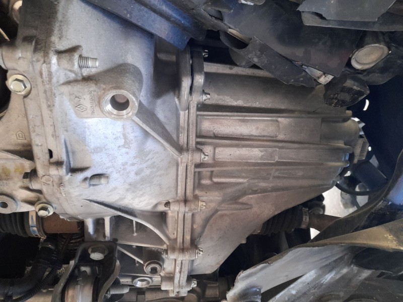 Recambio de caja cambios para dacia sandero iii 1.0 tce 90 referencia OEM IAM JT4016 8201752933 