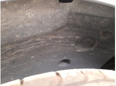 PLASTICO PASE RUEDA DEL. DCH. 638442708R 638428581R 