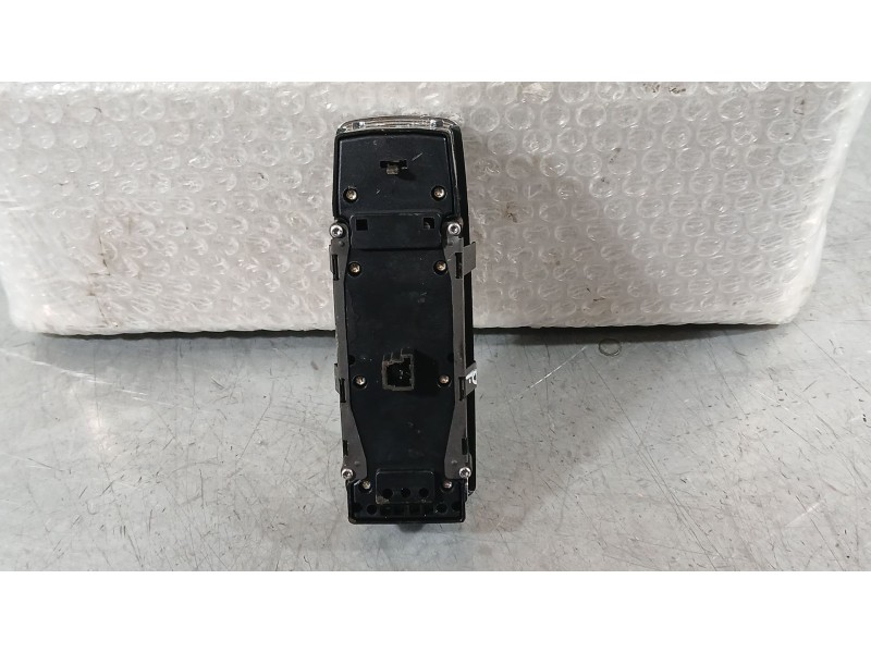 Recambio de mando elevalunas delantero izquierdo para mercedes-benz cla (w117) cla 200 referencia OEM IAM A1669054400 C/MANDO RE