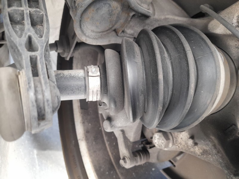 Recambio de transmision delantera derecha para opel zafira tourer c (p12) 1.6 cdti (75) referencia OEM IAM 13348259  