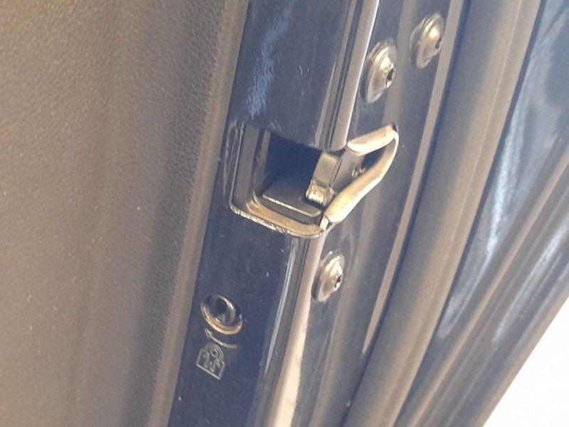 Recambio de cerradura puerta trasera derecha para opel zafira tourer c (p12) 1.6 cdti (75) referencia OEM IAM 13579566  