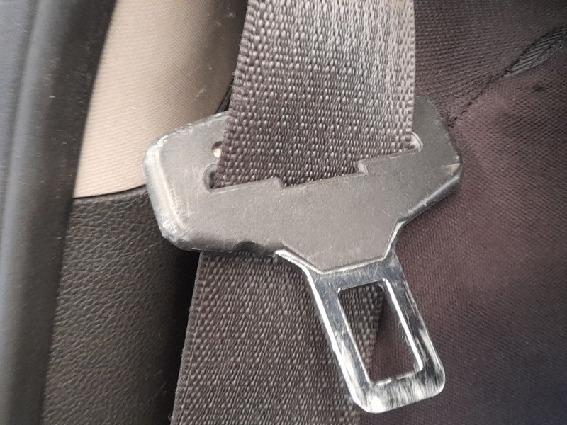 Recambio de cinturon seguridad trasero derecho para opel zafira tourer c (p12) 1.6 cdti (75) referencia OEM IAM 39093550  