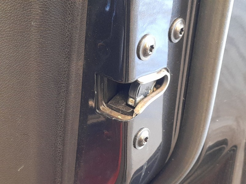 Recambio de cerradura puerta delantera derecha para opel zafira tourer c (p12) 1.6 cdti (75) referencia OEM IAM 13579523  