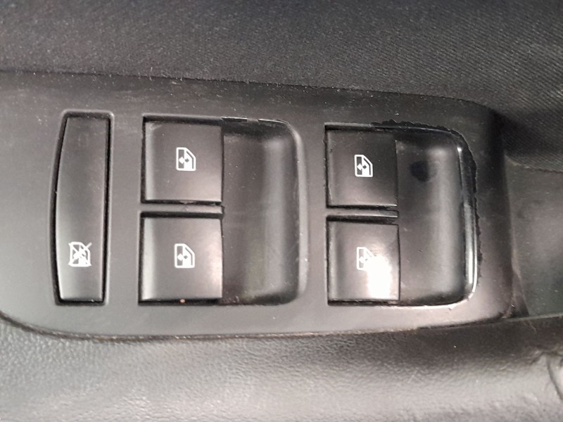 Recambio de elevalunas delantero izquierdo para opel zafira tourer c (p12) 1.6 cdti (75) referencia OEM IAM 13369285  