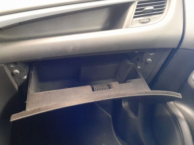 Recambio de guantera para opel zafira tourer c (p12) 1.6 cdti (75) referencia OEM IAM 20892627 13352219 