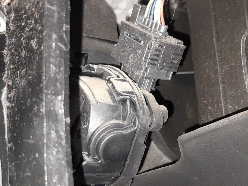 Recambio de potenciometro pedal para opel zafira tourer c (p12) 1.6 cdti (75) referencia OEM IAM 13253781  