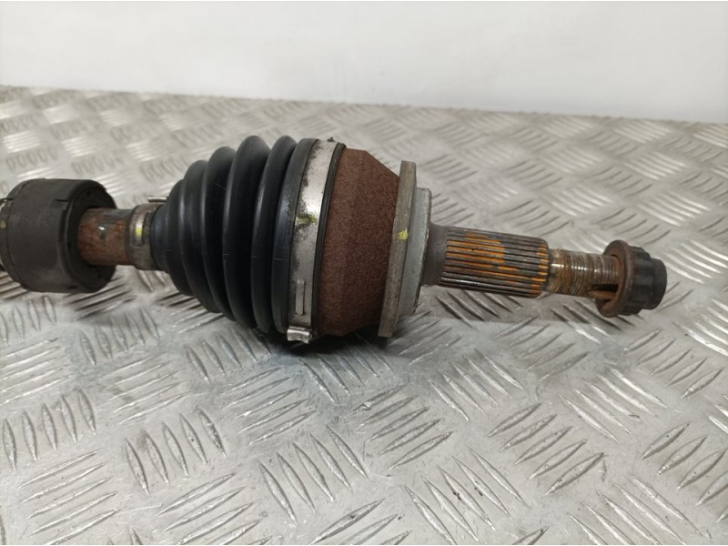 Recambio de transmision delantera derecha para toyota avensis (t27) active referencia OEM IAM 4341005481  