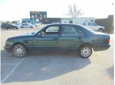 MERCEDES-BENZ CLASE E (W210) BERLINA