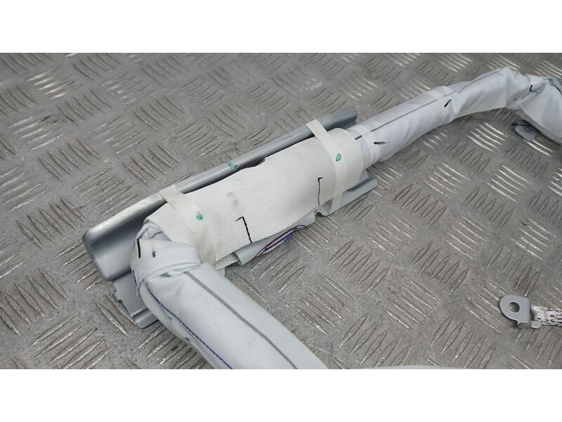 Recambio de airbag cortina delantero derecho para mitsubishi space star (a00) motion referencia OEM IAM 7030A336  622792800