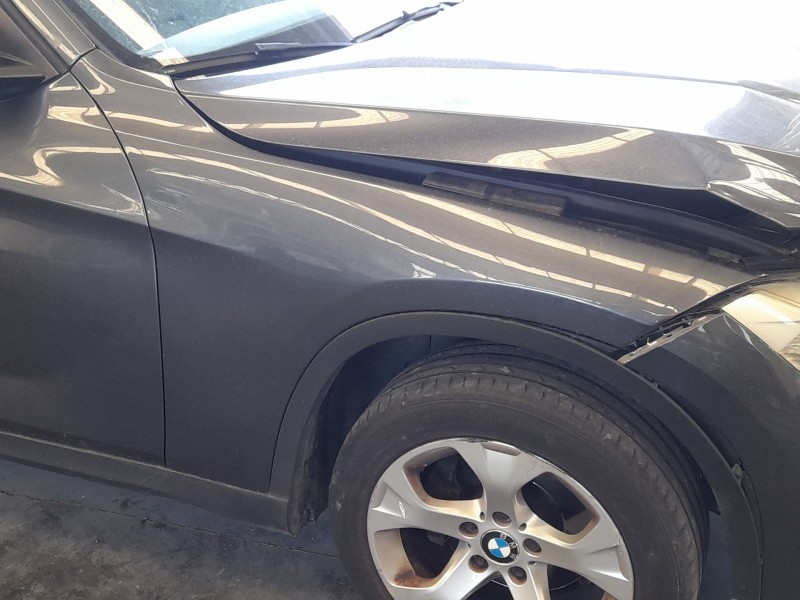 Recambio de aleta delantera derecha para bmw x1 (e84) sdrive 18 d referencia OEM IAM 41002993156  