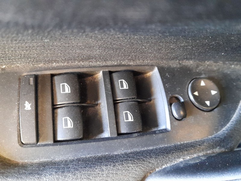 Recambio de mando elevalunas delantero izquierdo para bmw x1 (e84) sdrive 18 d referencia OEM IAM 61319216046 C/MANDO RETROVISOR