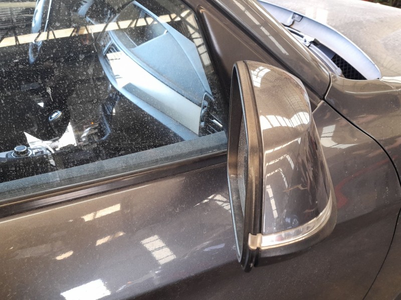 Recambio de retrovisor derecho para bmw x1 (e84) sdrive 18 d referencia OEM IAM 51167307156 ELECTRICO. ROZADO 