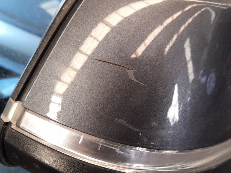 Recambio de retrovisor derecho para bmw x1 (e84) sdrive 18 d referencia OEM IAM 51167307156 ELECTRICO. ROZADO 