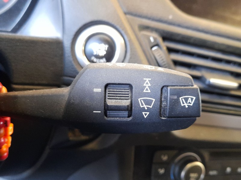 Recambio de mando luces y limpia para bmw x1 (e84) sdrive 18 d referencia OEM IAM 61319164418  