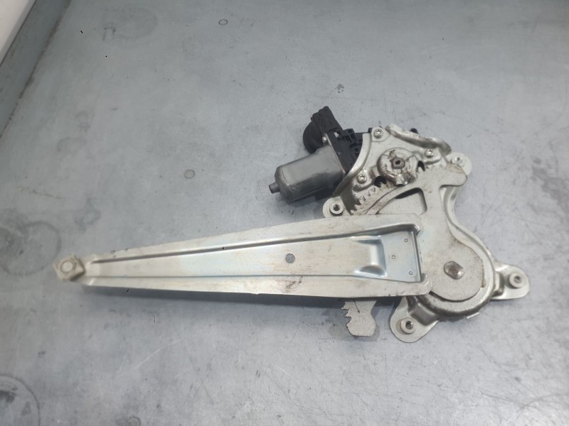 Recambio de elevalunas trasero izquierdo para toyota rav 4 iii (_a3_) 2.0 (zsa35_) referencia OEM IAM 6980442040  