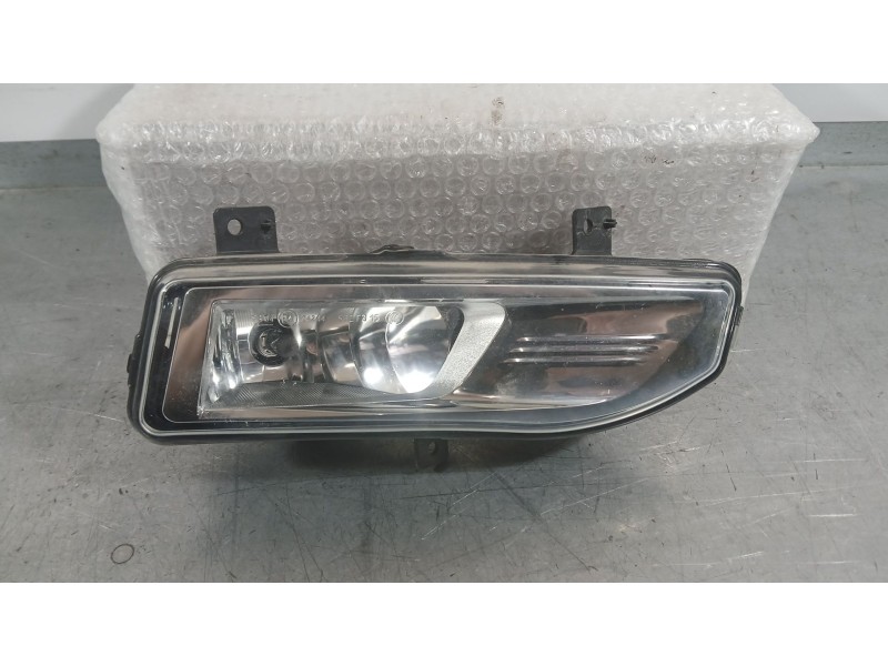 Recambio de faro antiniebla derecho para nissan micra v (k14) 1.0 ig-t 100 referencia OEM IAM 261508995A  