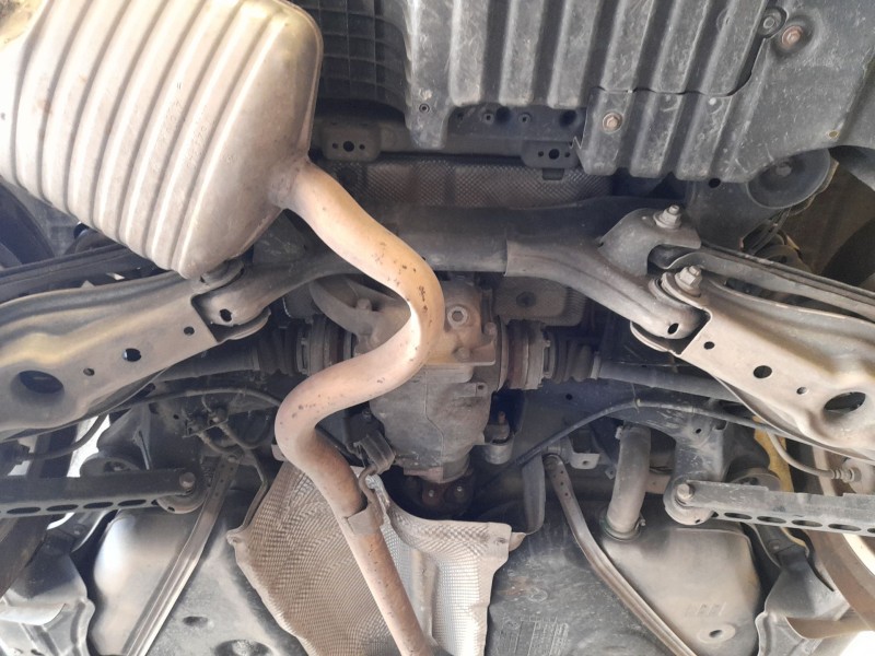 Recambio de puente trasero para bmw x1 (e84) sdrive 18 d referencia OEM IAM 33316782158  