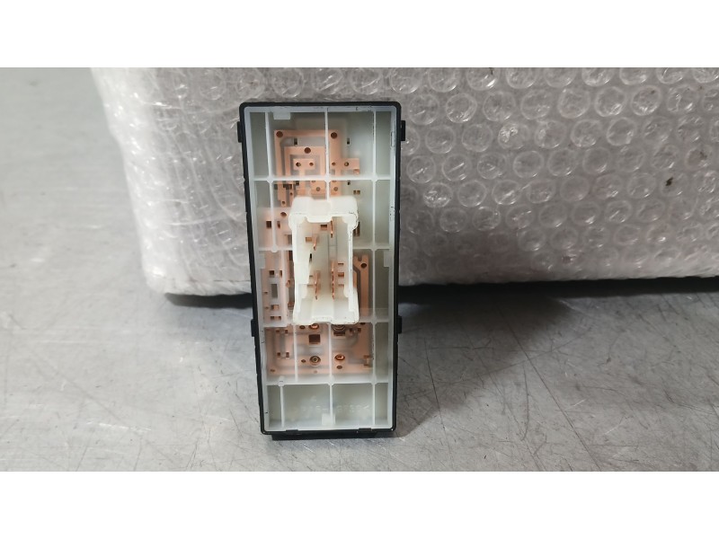 Recambio de mando elevalunas delantero derecho para nissan micra v (k14) 1.0 ig-t 100 referencia OEM IAM 254114BA0A  