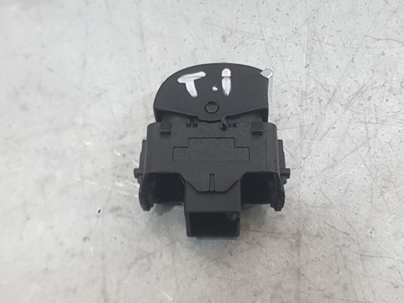 Recambio de mando elevalunas trasero izquierdo para ford focus iii 1.0 ecoboost referencia OEM IAM 1850432  