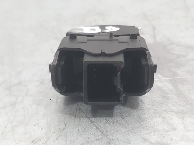 Recambio de mando elevalunas delantero derecho para ford focus iii 1.0 ecoboost referencia OEM IAM 1850432  