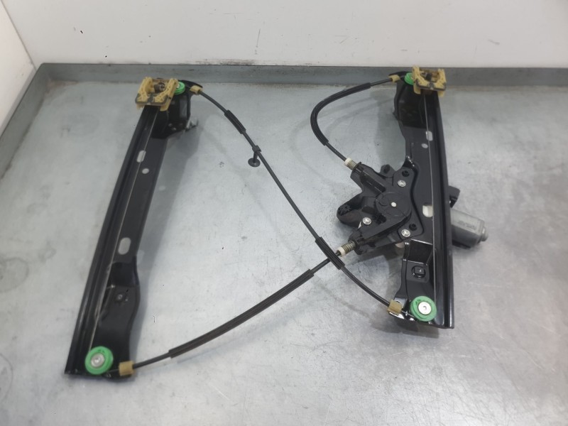 Recambio de elevalunas delantero izquierdo para ford focus iii 1.0 ecoboost referencia OEM IAM 1870698  