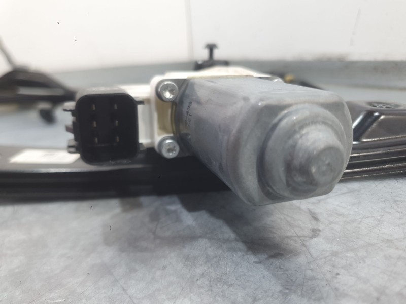 Recambio de elevalunas delantero izquierdo para ford focus iii 1.0 ecoboost referencia OEM IAM 1870698  