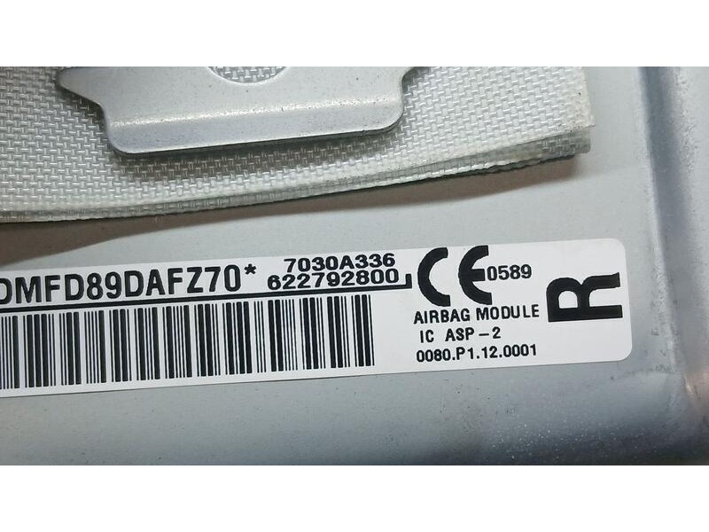 Recambio de airbag cortina delantero derecho para mitsubishi space star (a00) motion referencia OEM IAM 7030A336  622792800