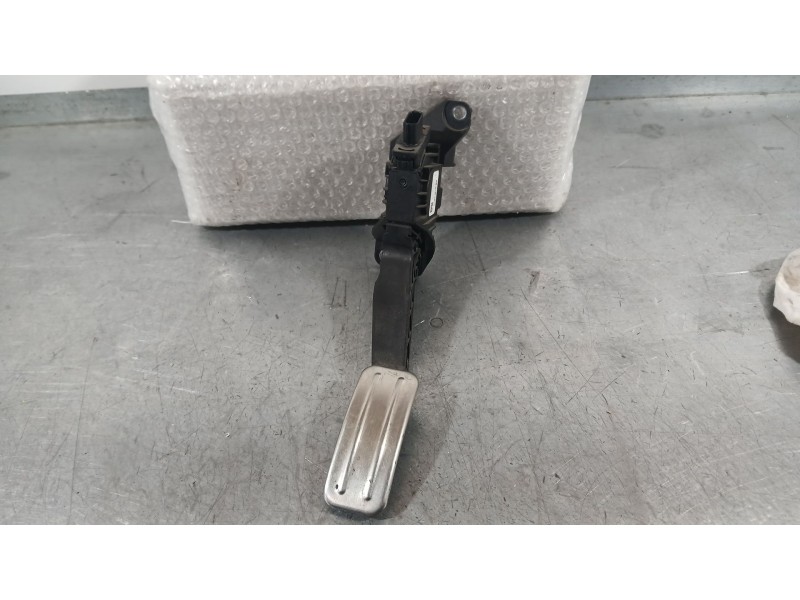 Recambio de potenciometro pedal para ford puma (j2k, cf7) 1.0 ecoboost mhev referencia OEM IAM 2527087  