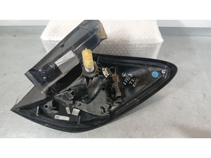 Recambio de piloto trasero izquierdo exterior para ford puma (j2k, cf7) 1.0 ecoboost mhev referencia OEM IAM 2579088  