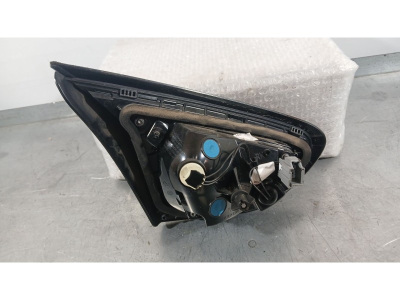 Recambio de piloto trasero derecho interior para ford puma (j2k, cf7) 1.0 ecoboost mhev referencia OEM IAM 2579085  