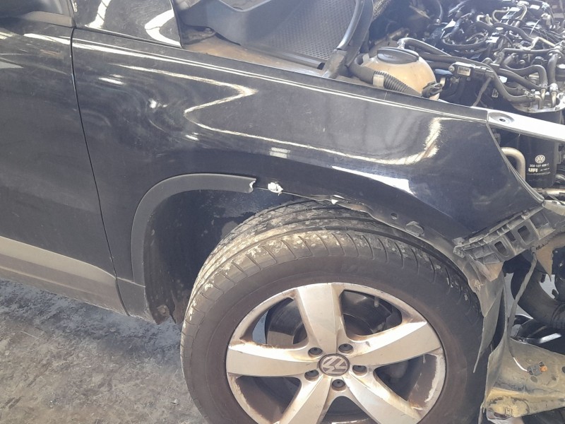Recambio de aleta delantera derecha para volkswagen tiguan (5n_) 2.0 tdi referencia OEM IAM 5N0821106A  