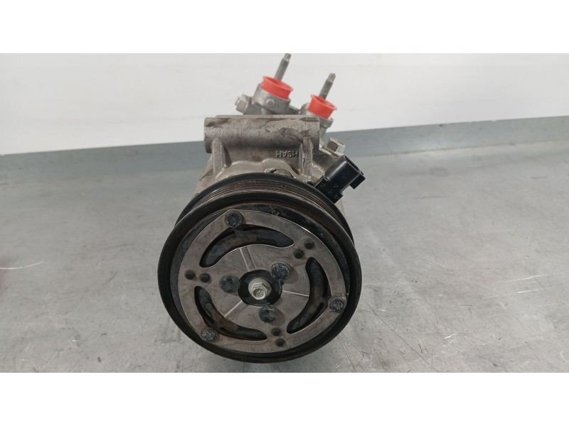 Recambio de compresor aire acondicionado para ford puma (j2k, cf7) 1.0 ecoboost mhev referencia OEM IAM 2469393  